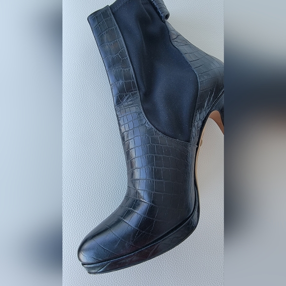 Jimmy Choo boots size 8 - Picture 13 of 16